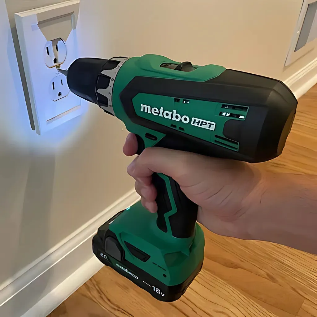 18V Cordless Brushed Drill Driver Kit