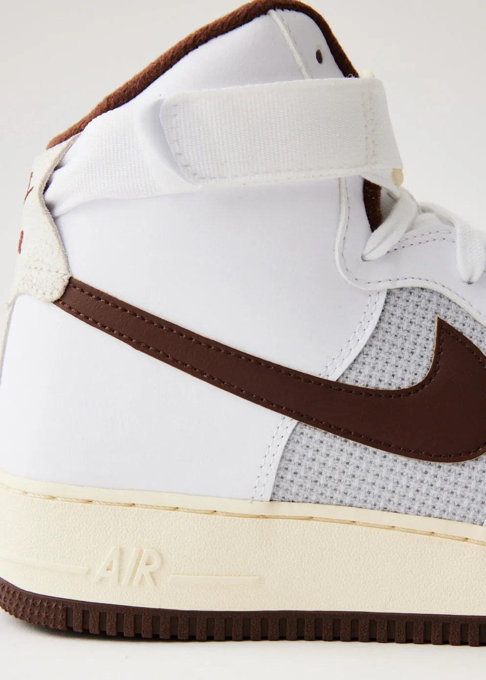 Air Force 1 High '07 LV8 Sneaker
