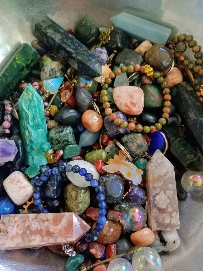 Deluxe Crystal confetti- Crystal scoop- Witches confetti- Crystal mix- Witches brew- Towers- Spheres- Bracelets- Pendulums- Read Description